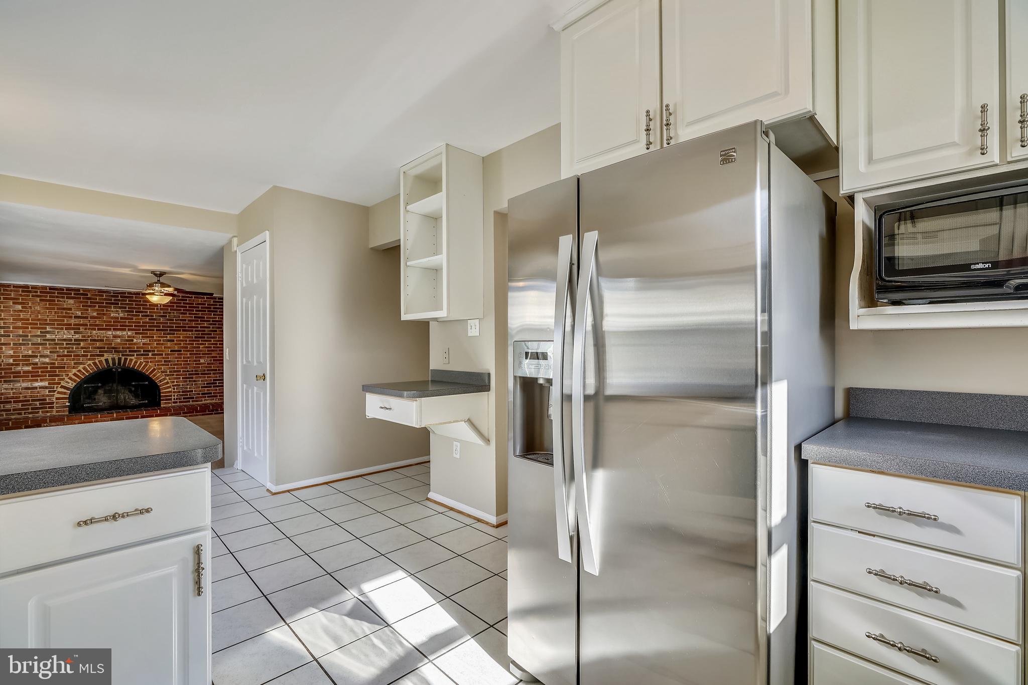 9354 Mellenbrook Road Columbia, MD 21045 - Photo 9 of 36 Stainless steel appliances