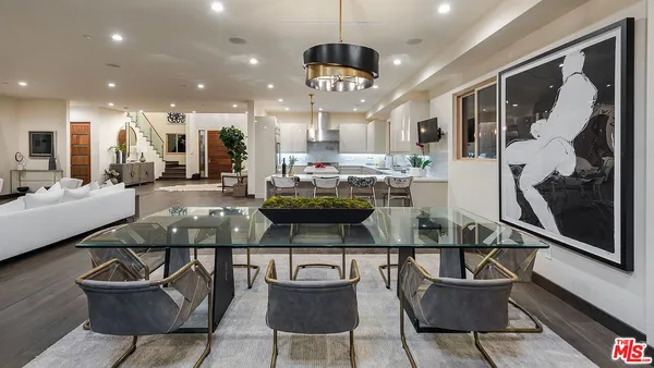 $24,950 | 2408 Castle Heights Avenue, Los Angeles, CA 90034