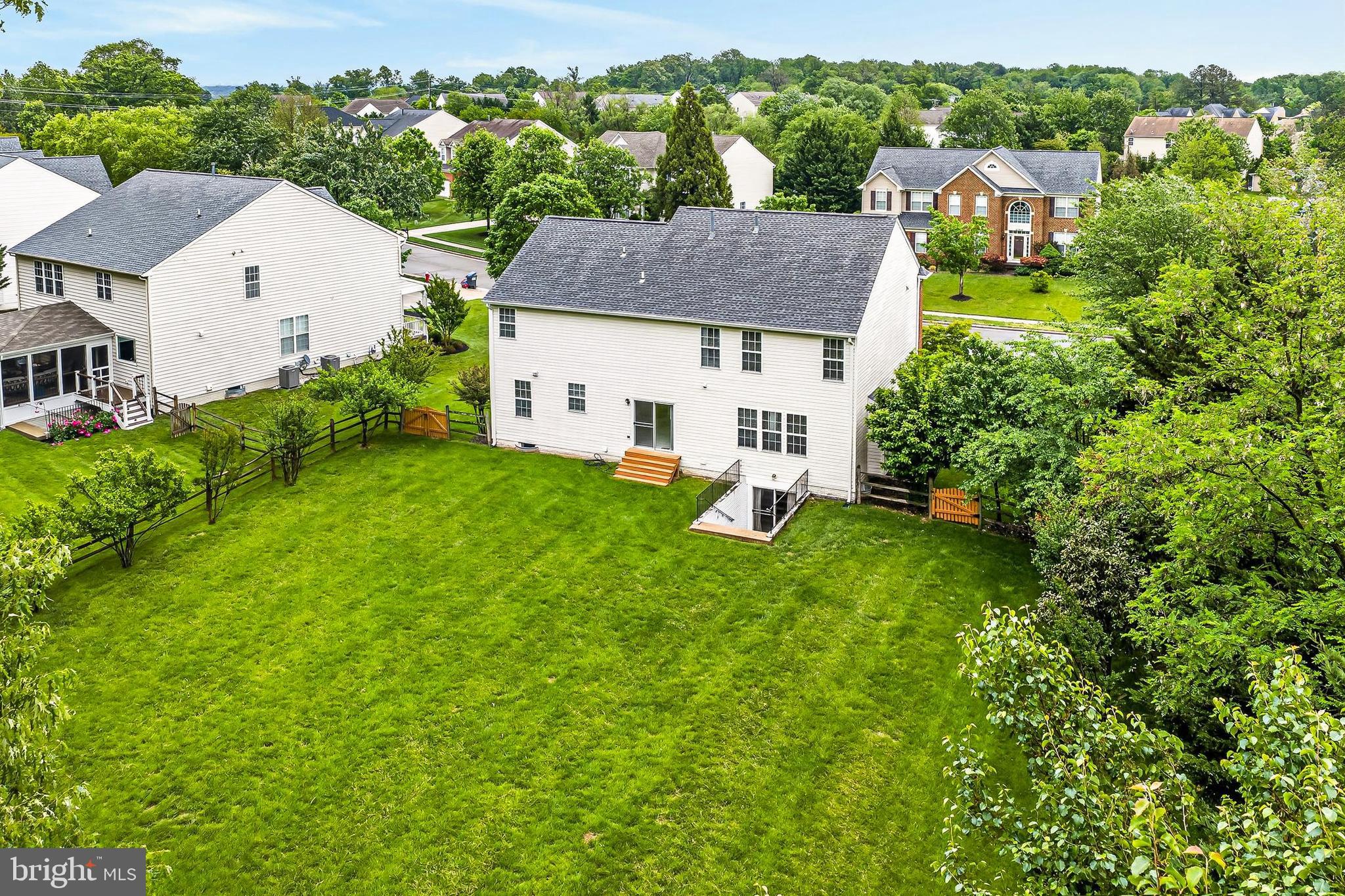 25825 Spring Farm Circle Chantilly, VA 20152 - Photo 74 of 80 Gallery Image 74