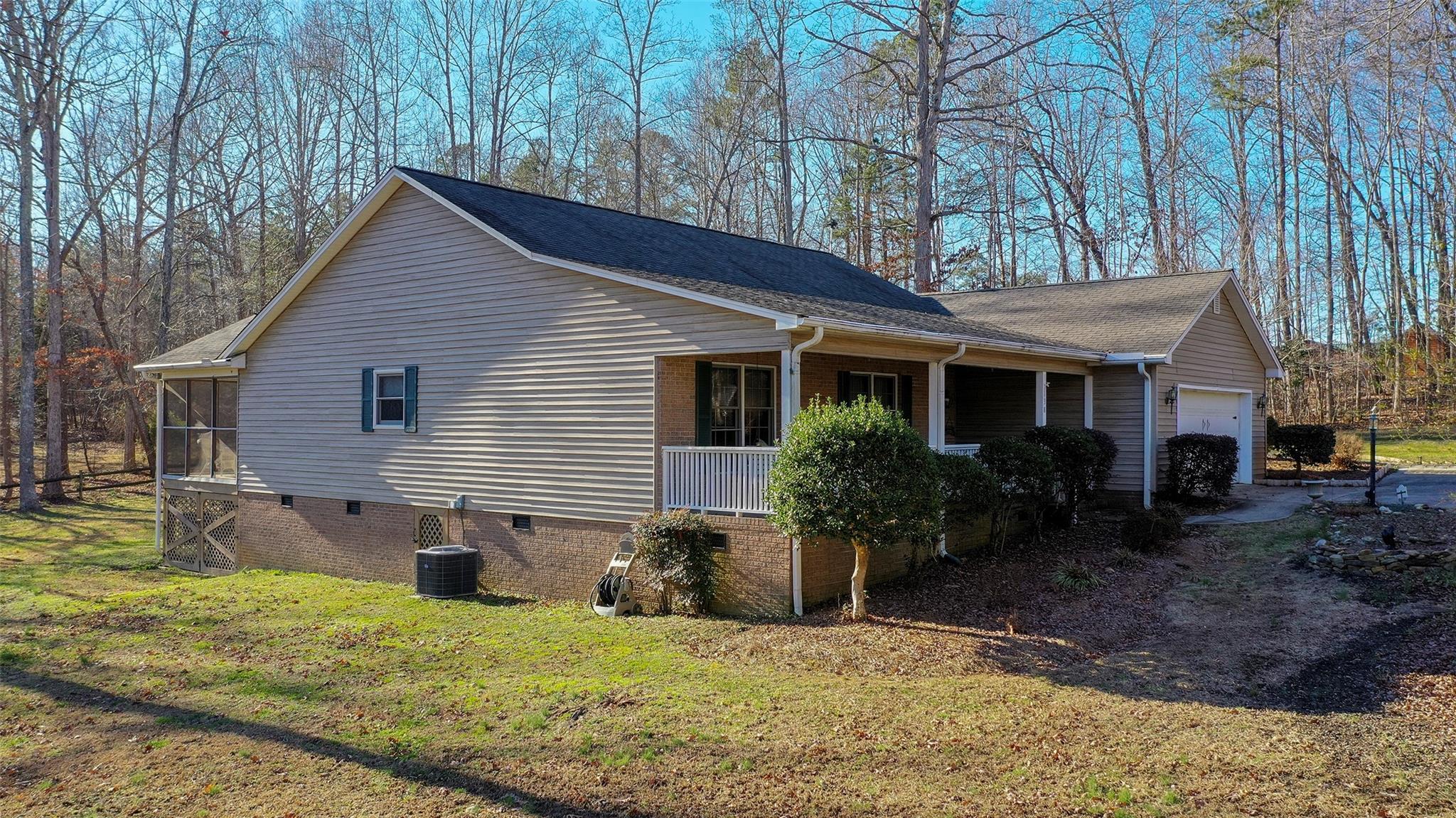 138 Roehm Landing Denton, NC 27239 - Photo 6 of 47 Gallery Image 6