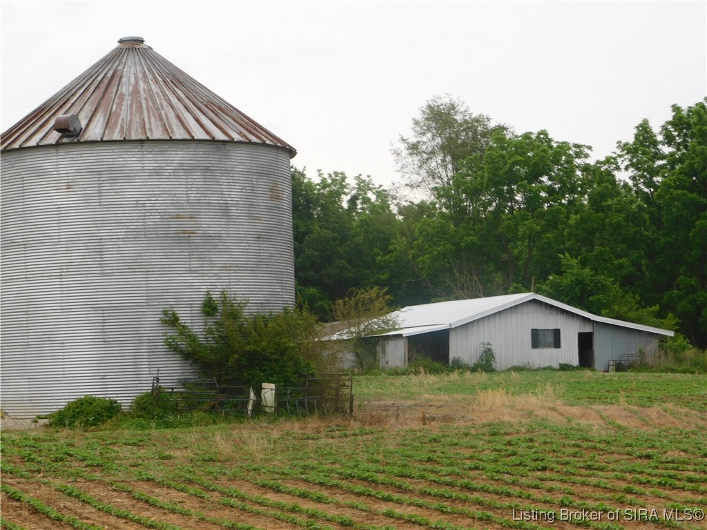 8960 Turkey Farm Road Northwest New Salisbury, IN 47161 - Photo 7 of 12