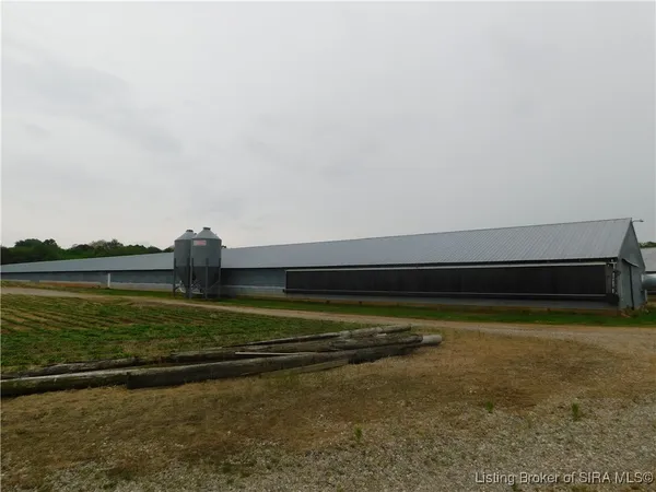 $999,900 | 8960 Turkey Farm Road Northwest, New Salisbury, IN 47161