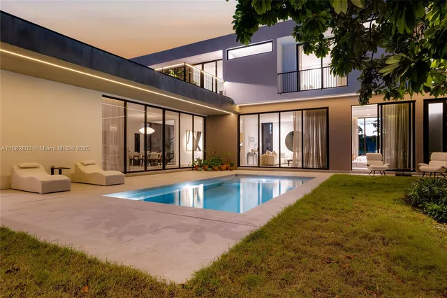 $3,295,000 | 2189 Southwest 24th Terrace, Miami, FL 33145