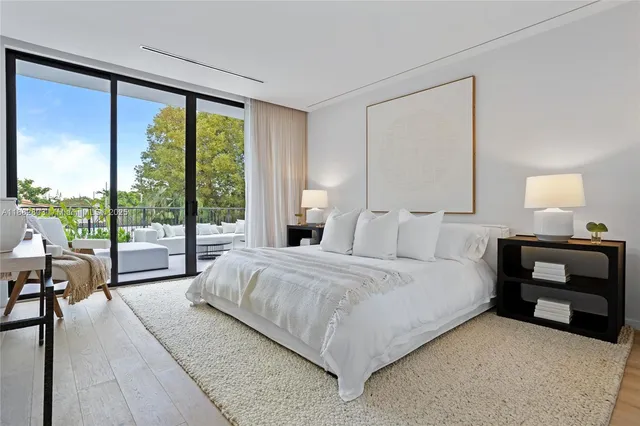 $3,295,000 | 2189 Southwest 24th Terrace, Miami, FL 33145