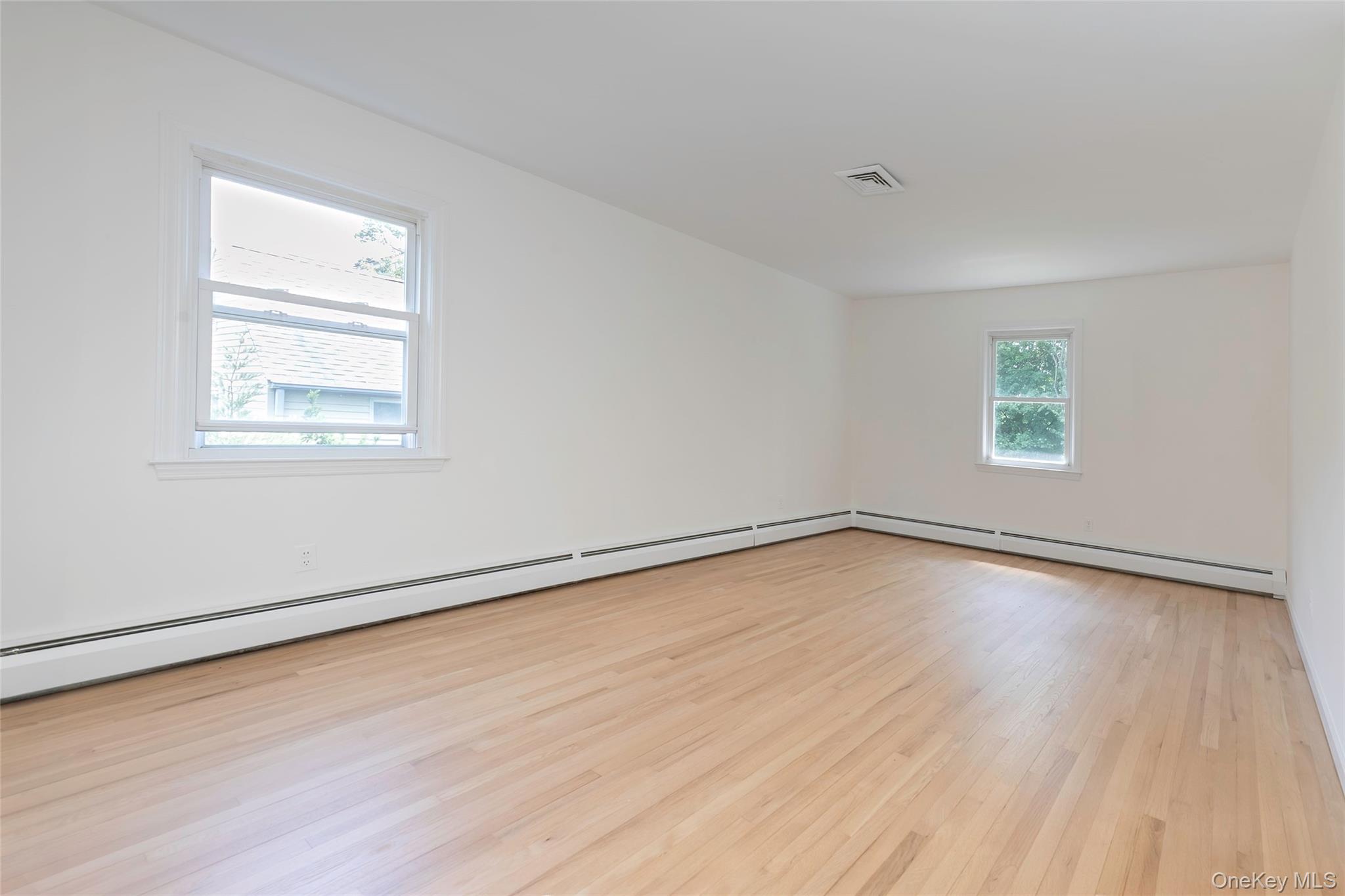 48 Clinton Avenue Rye, NY 10580 - Photo 26 of 36 Primary Bedroom