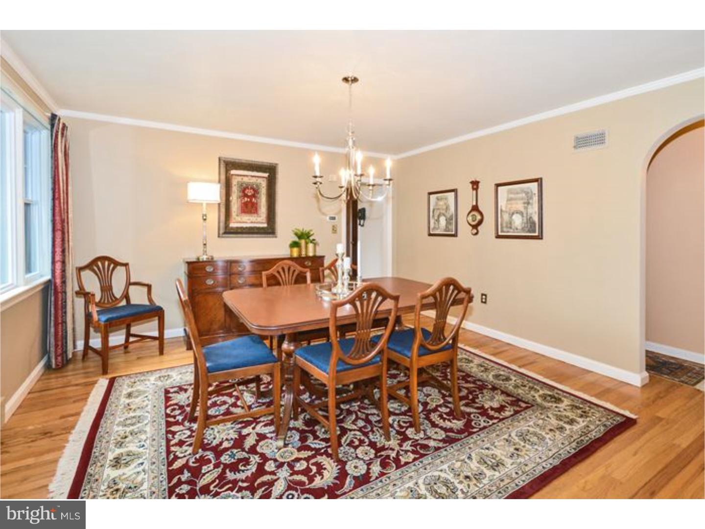 585 River Road Yardley, PA 19067 - Photo 11 of 25 Dining Room
