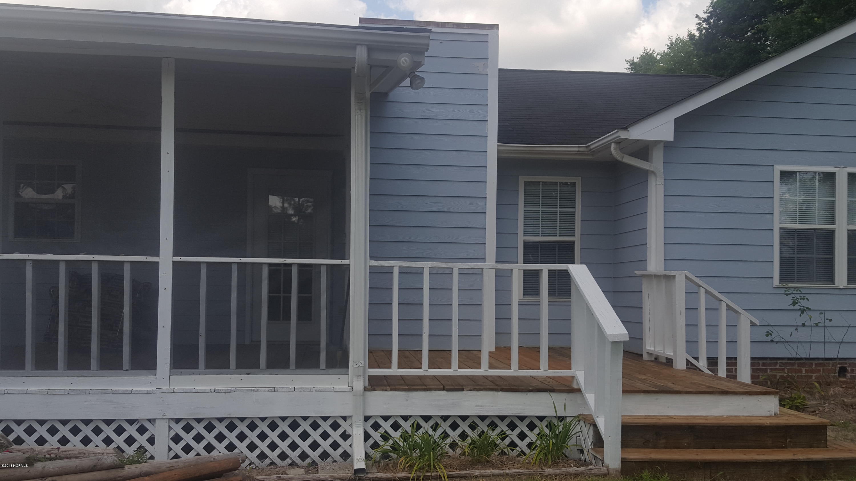 148 Camp Queens Road Swansboro, NC 28584 - Photo 9 of 21 20180630_105621