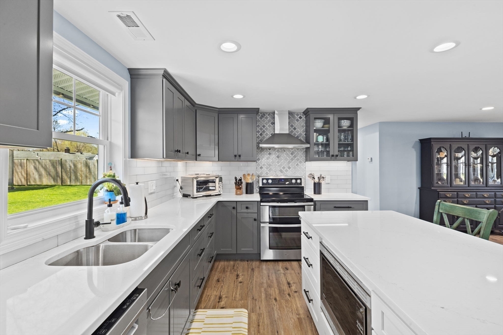 14 Carver Road Framingham, MA 01701 - Photo 5 of 40 Gallery Image 5