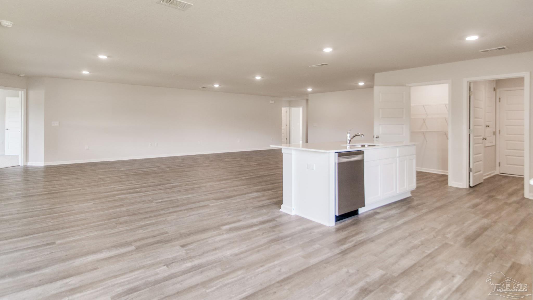 5141 Rainwater Road Milton, FL 32583 - Photo 8 of 32 Gallery Image 8