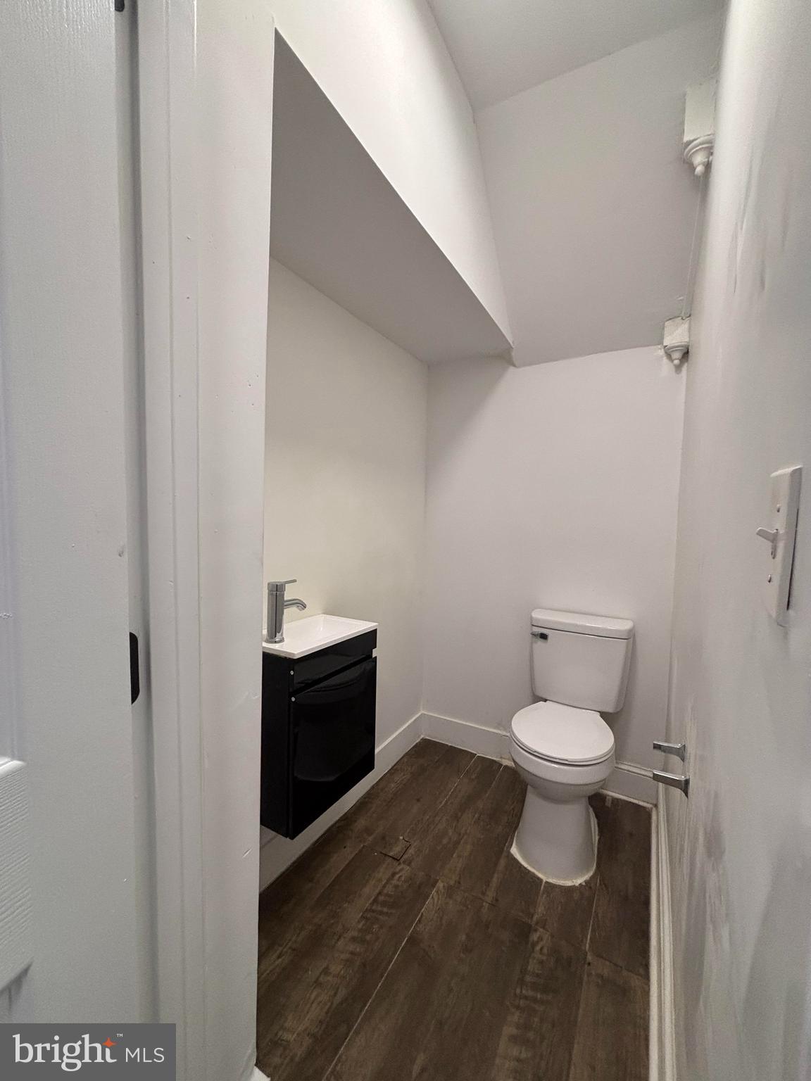 2023 Division Street Baltimore, MD 21217 - Photo 6 of 12