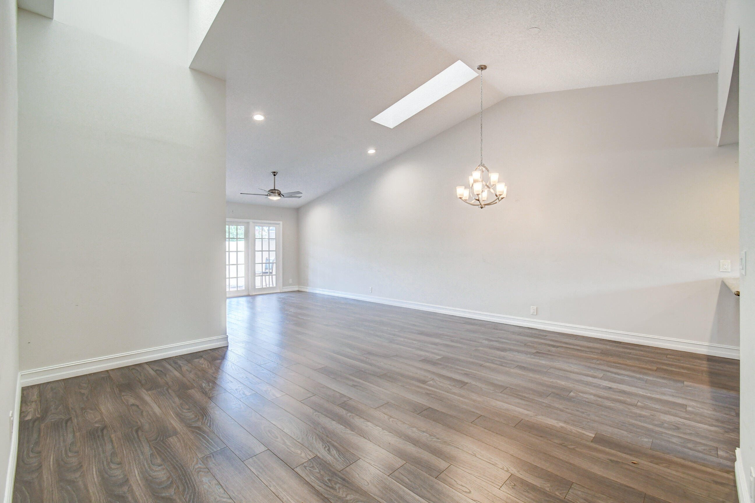 7619 Solimar Circle Boca Raton, FL 33433 - Photo 8 of 36 7619 Solimar Circle