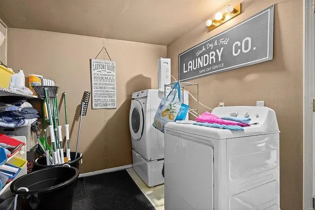 $85,000 | 861 Pershing Street, East St. Louis, IL 62203