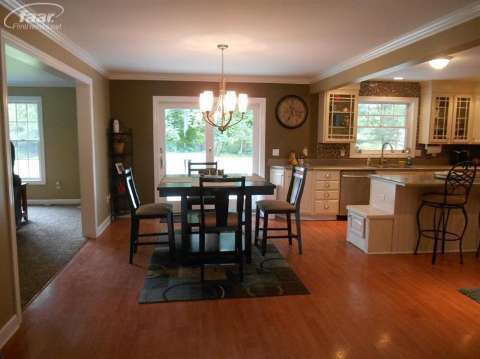 3107 North Seymour Road Flushing, MI 48433 - Photo 16 of 35 20418280-15.JPG