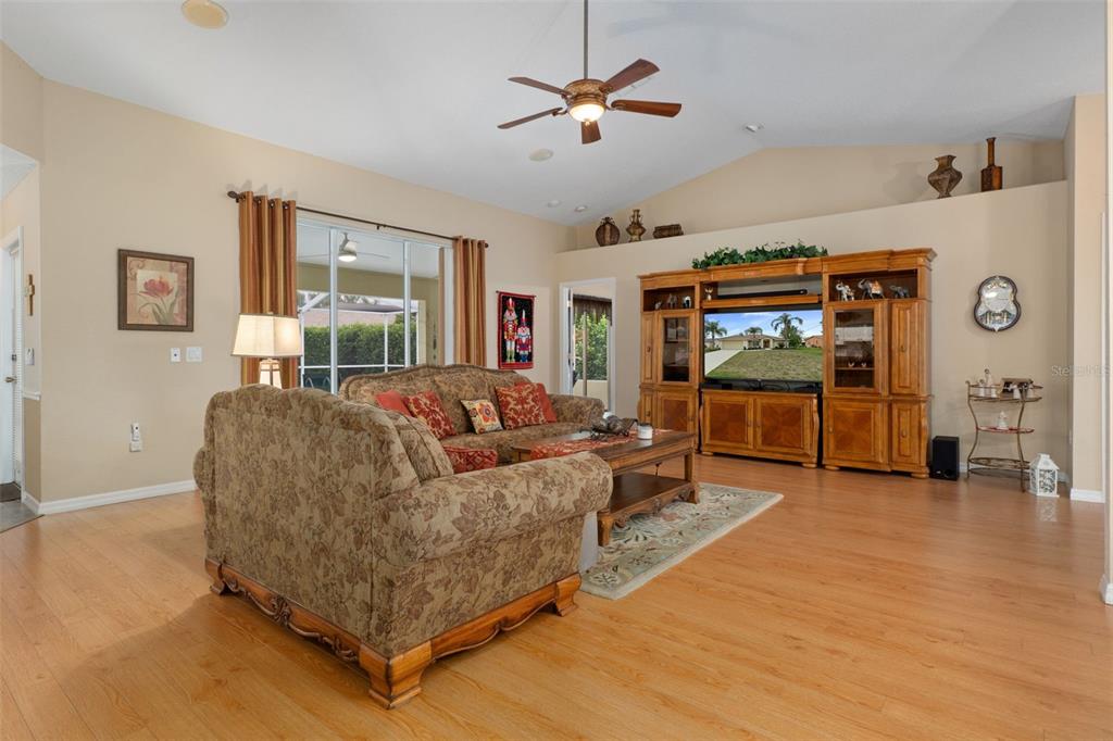 2427 Anchor Avenue Spring Hill, FL 34608 - Photo 12 of 43