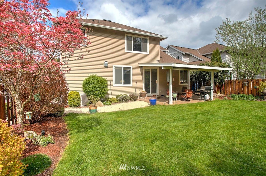 27839 Maple Ridge Way Southeast Maple Valley, WA 98038 - Photo 22 of 25