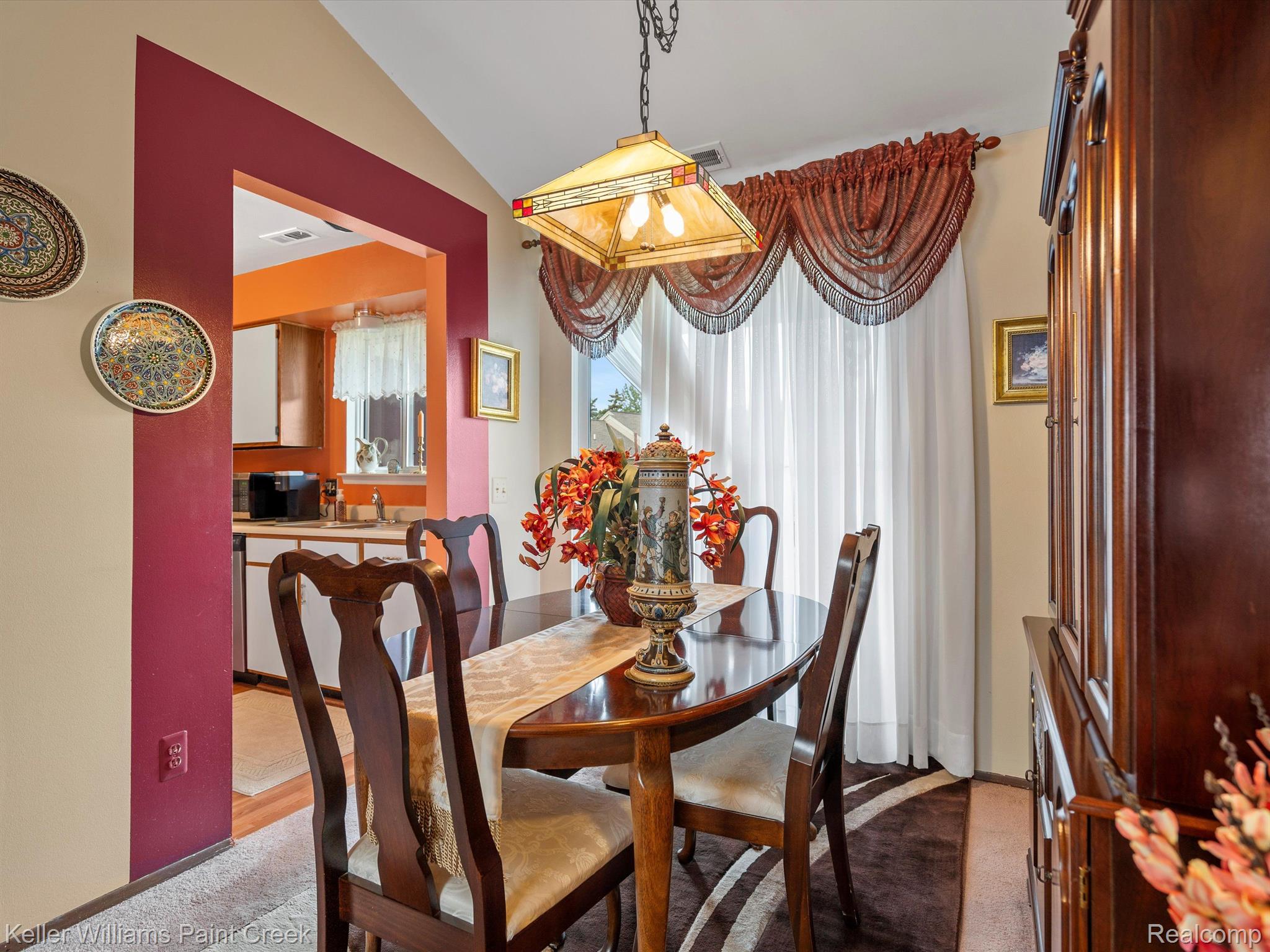 1577 O'Neil Circle Rochester, MI 48307 - Photo 7 of 12 Gallery Image 7