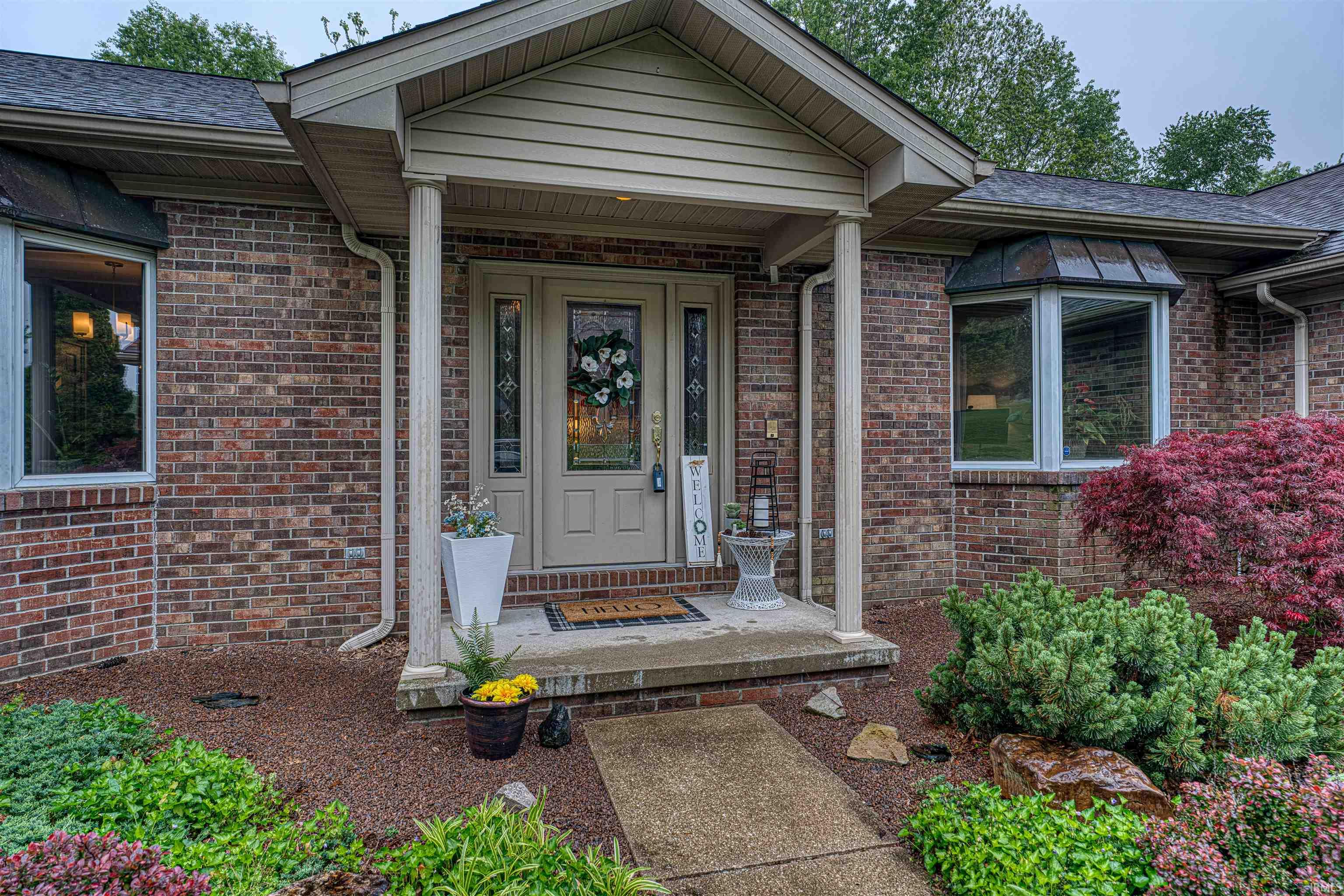 1611 Westminster Road Evansville, IN 47725 - Photo 2 of 36