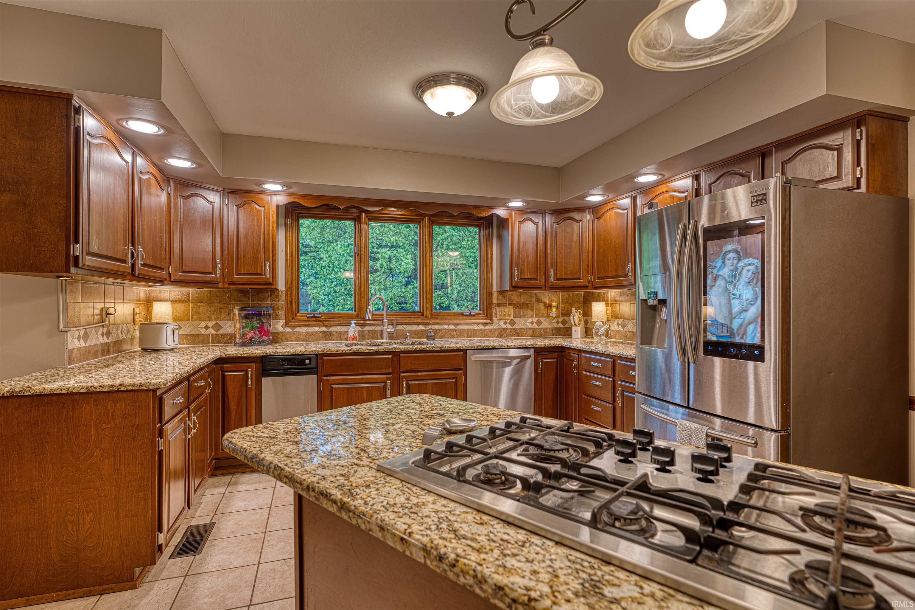 1611 Westminster Road Evansville, IN 47725 - Photo 25 of 36