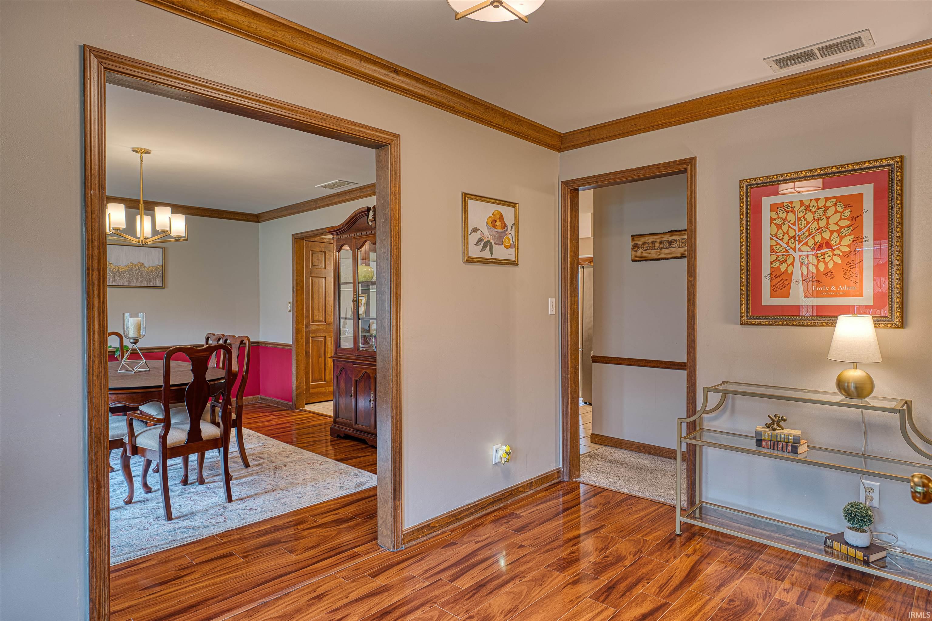 1611 Westminster Road Evansville, IN 47725 - Photo 4 of 36