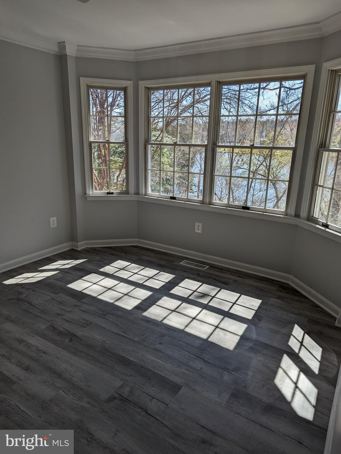 5627 Gunner Run Road Churchton, MD 20733 - Photo 17 of 81 Bay window in dining with water view