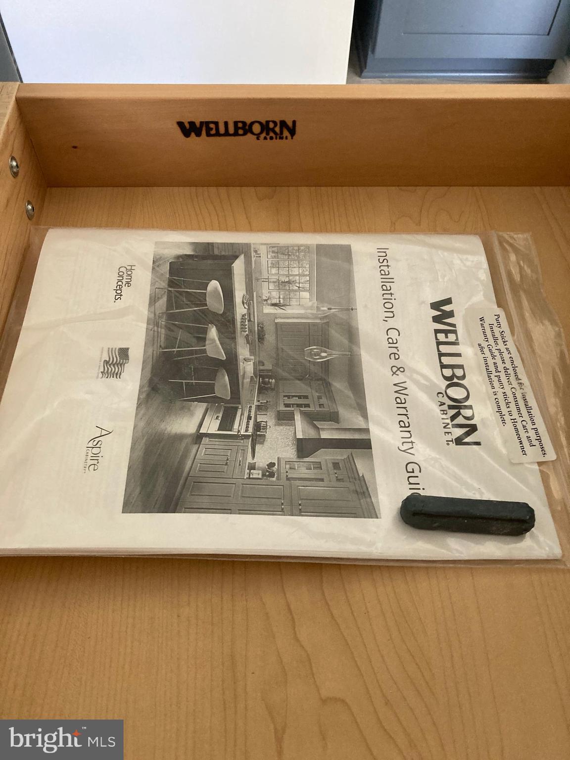 5627 Gunner Run Road Churchton, MD 20733 - Photo 22 of 81 Custom cabinets w/dovetail drawers and soft close