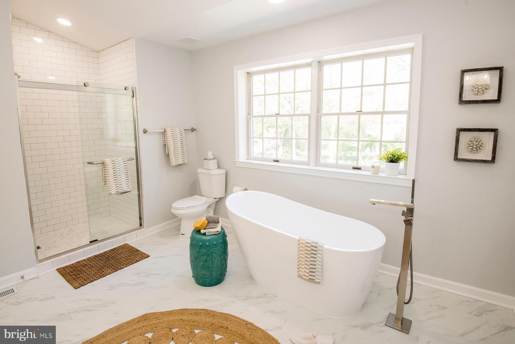 5627 Gunner Run Road Churchton, MD 20733 - Photo 43 of 81 New shower tile on wall & floor,door,all fixtures