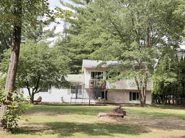 $279,000 | 127 East Shadow Lake Road, Prudenville, MI 48651