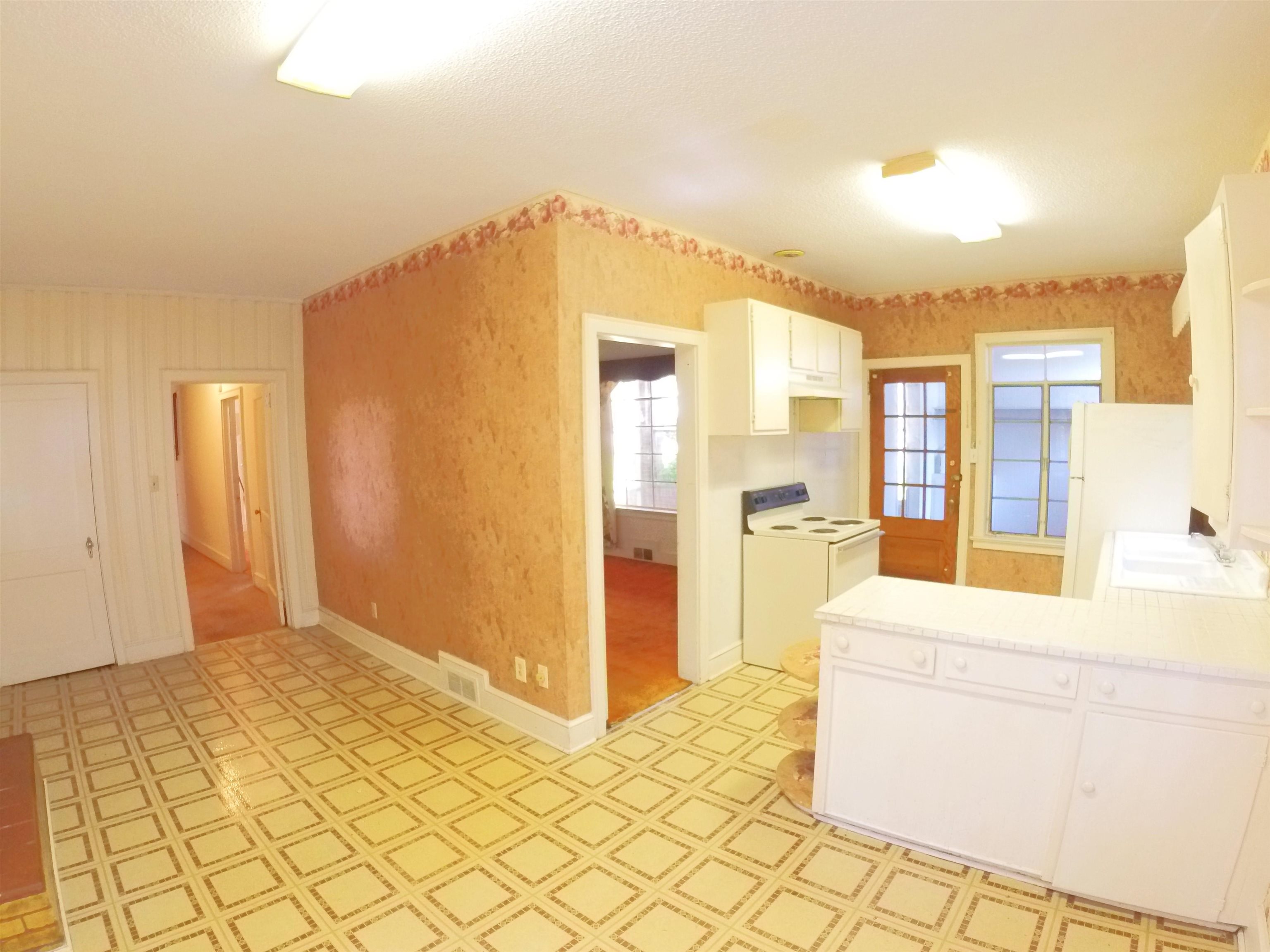 175 North Highpoint Road Spartanburg, SC 29301 - Photo 7 of 29