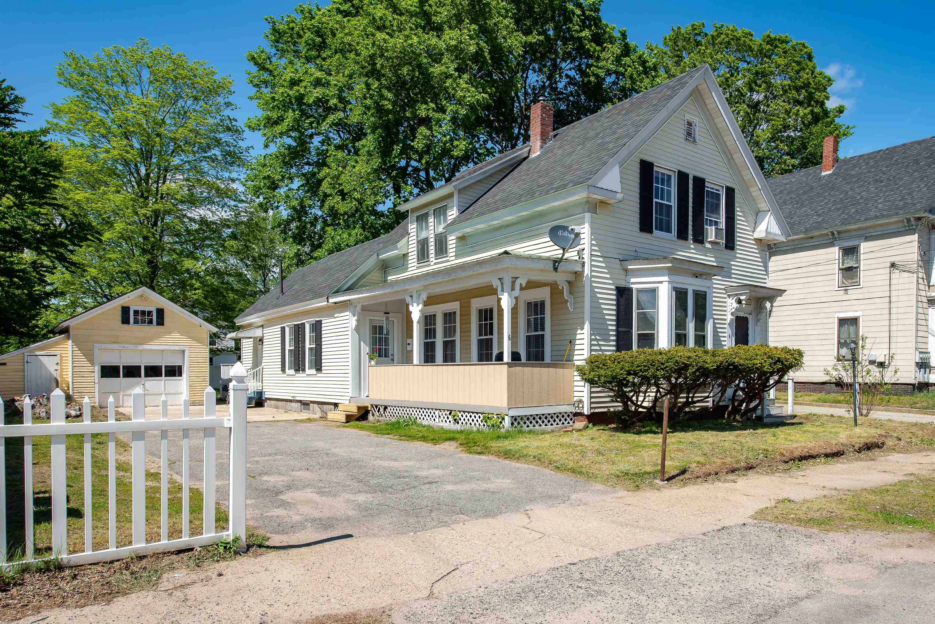 6 Pleasant Street Rochester, NH 03867 - Photo 1 of 37