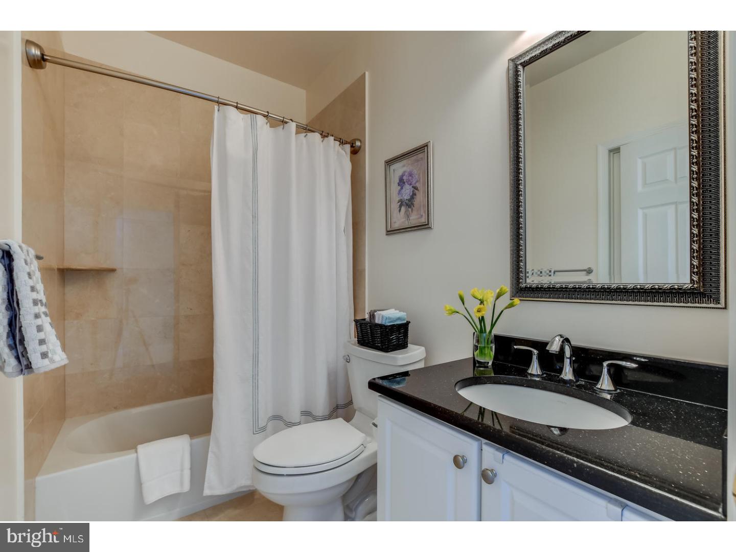 29 Zaitz Farm Road Princeton Junction, NJ 08550 - Photo 12 of 25 Bathroom