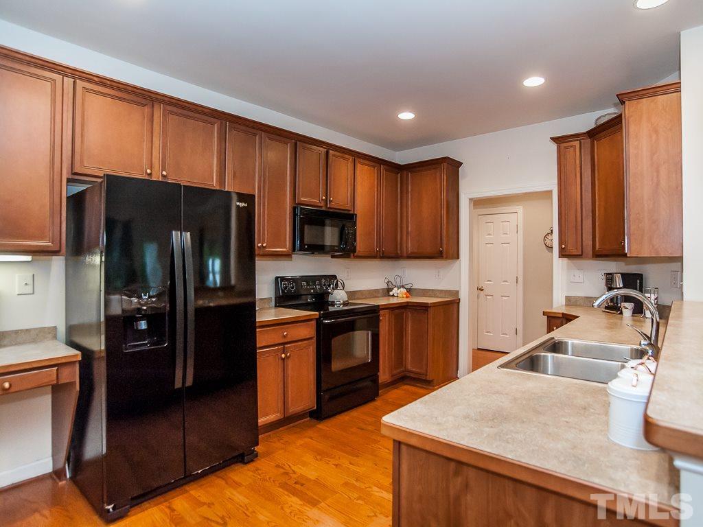 8039 Satillo Lane Raleigh, NC 27616 - Photo 5 of 30 Gallery Image 5
