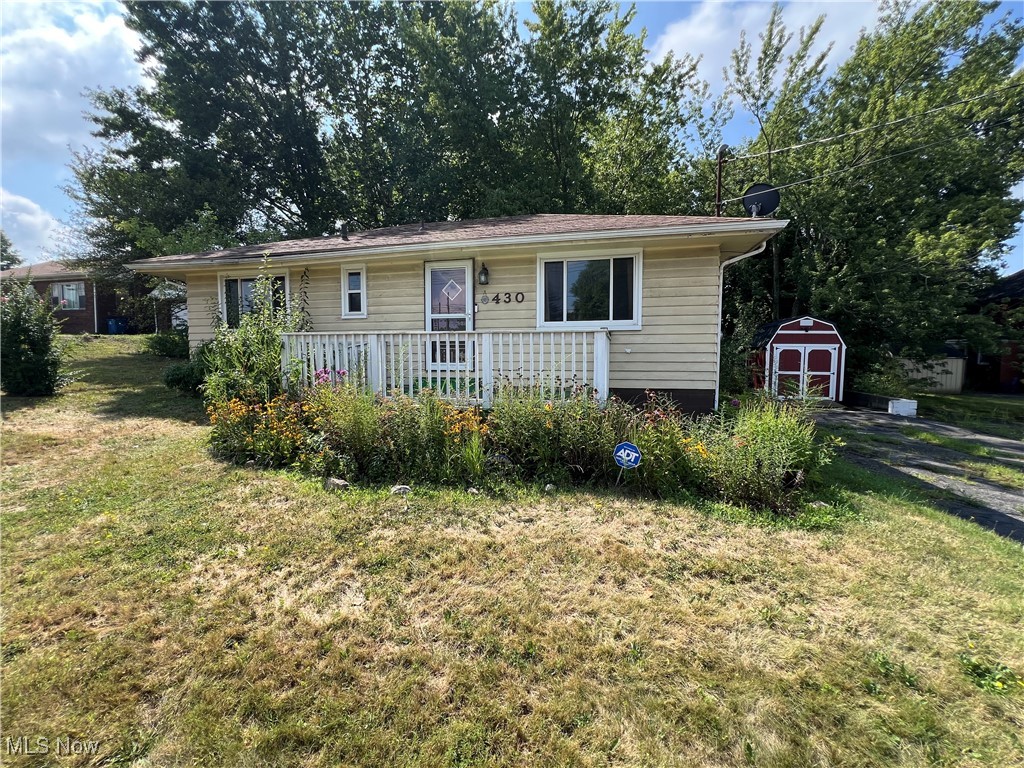 430 McCartney Road Campbell, OH 44405 - Photo 1 of 18 Gallery Image 1