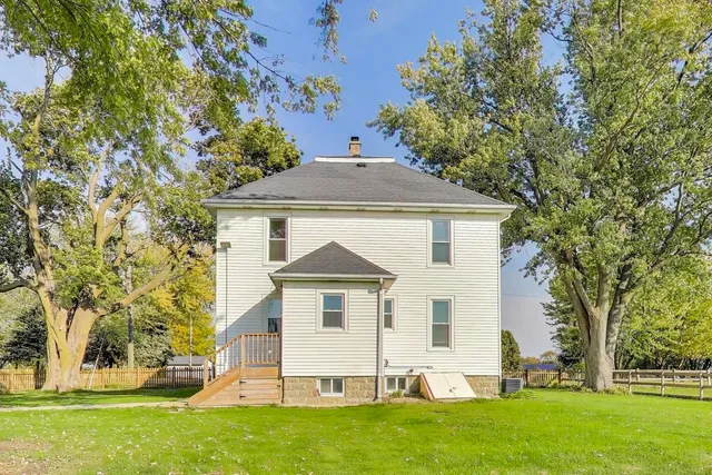 $580,000 | 17128 Lukens Road, Sycamore, IL 60178