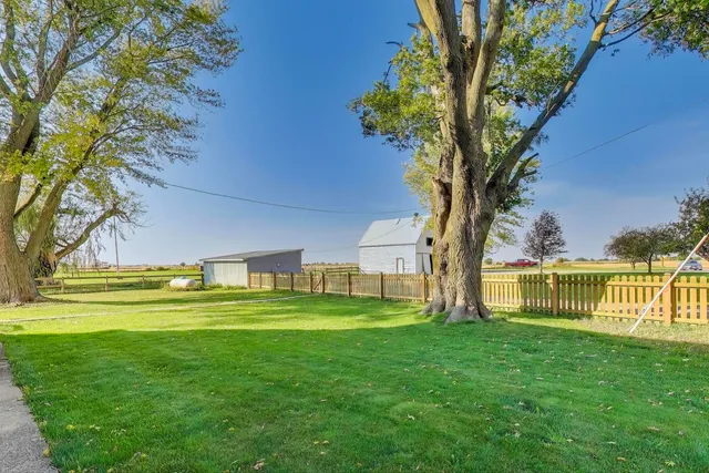 $580,000 | 17128 Lukens Road, Sycamore, IL 60178