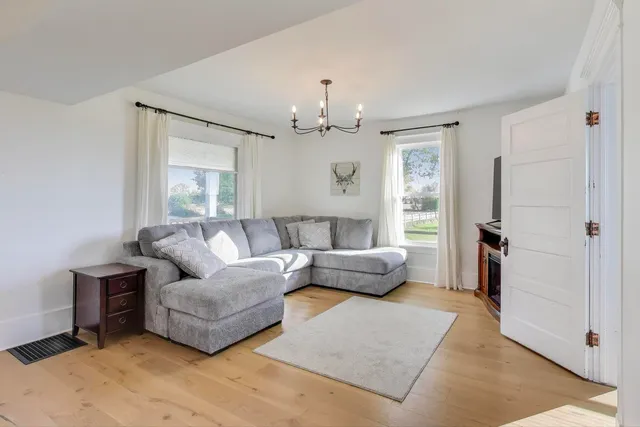 $580,000 | 17128 Lukens Road, Sycamore, IL 60178