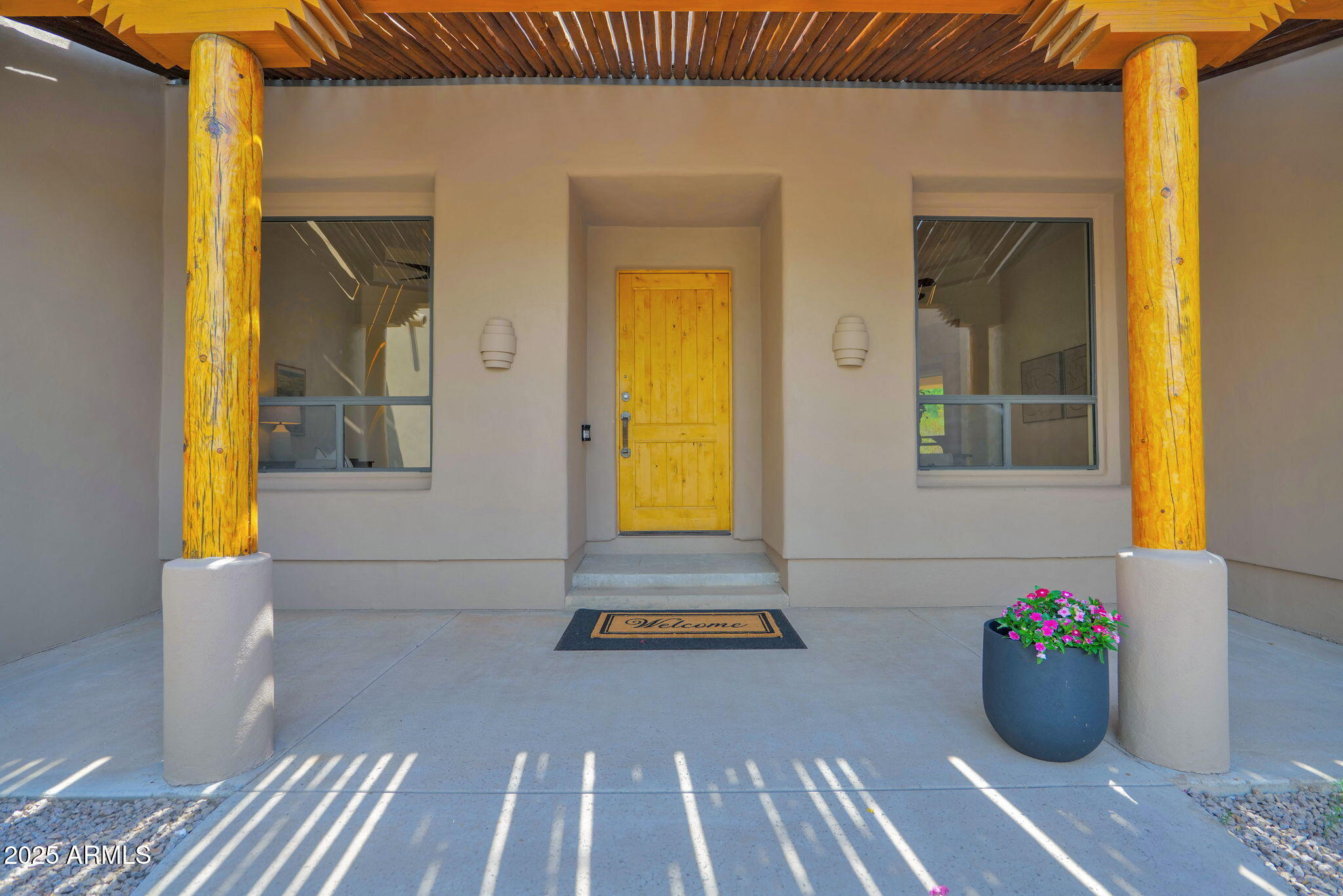 7130 East Saddleback Street, Unit 5 Mesa, AZ 85207 - Photo 3 of 57 covered patio