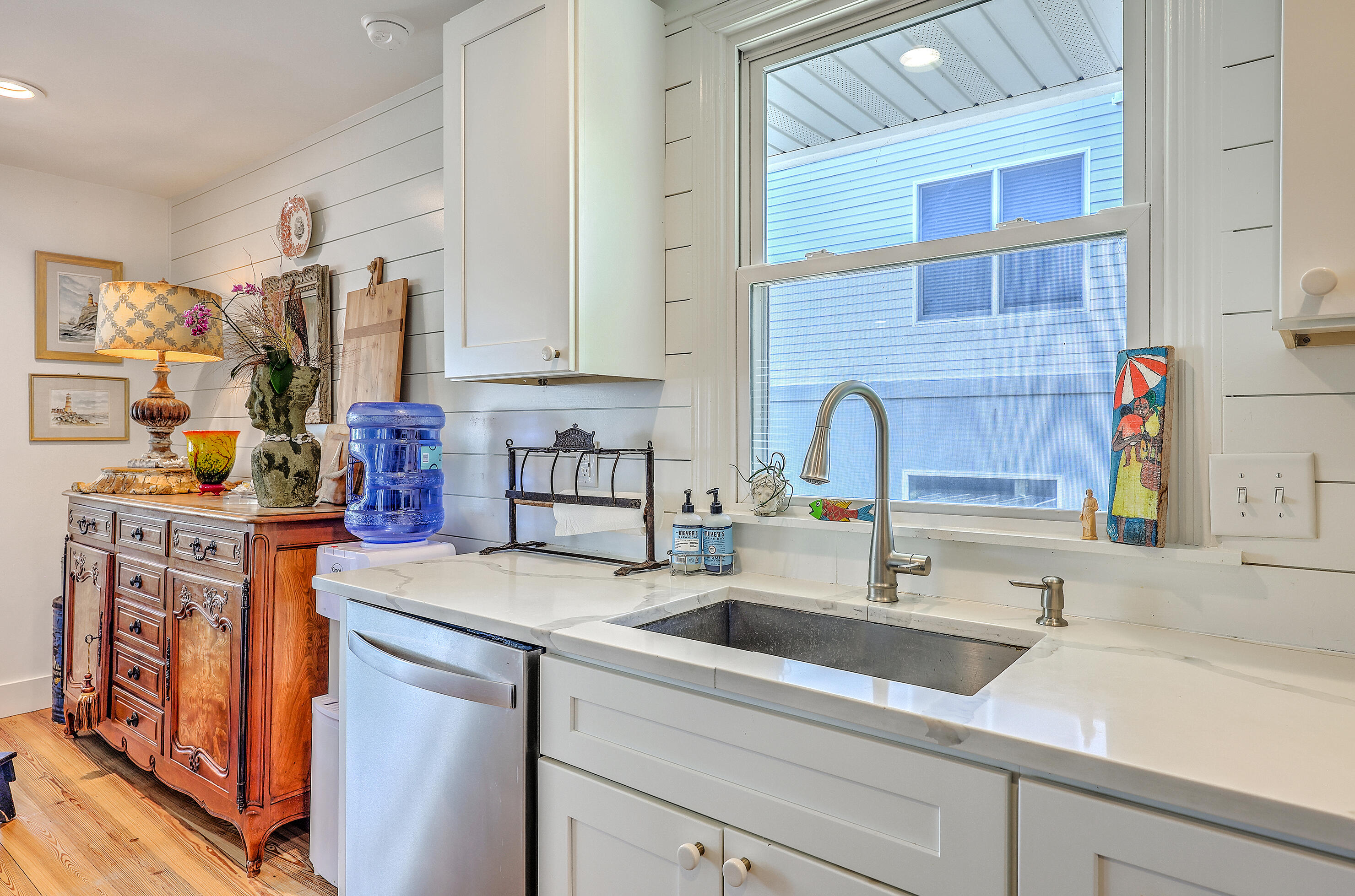 918 West Oceanview Road Charleston, SC 29412 - Photo 21 of 44 kit sink