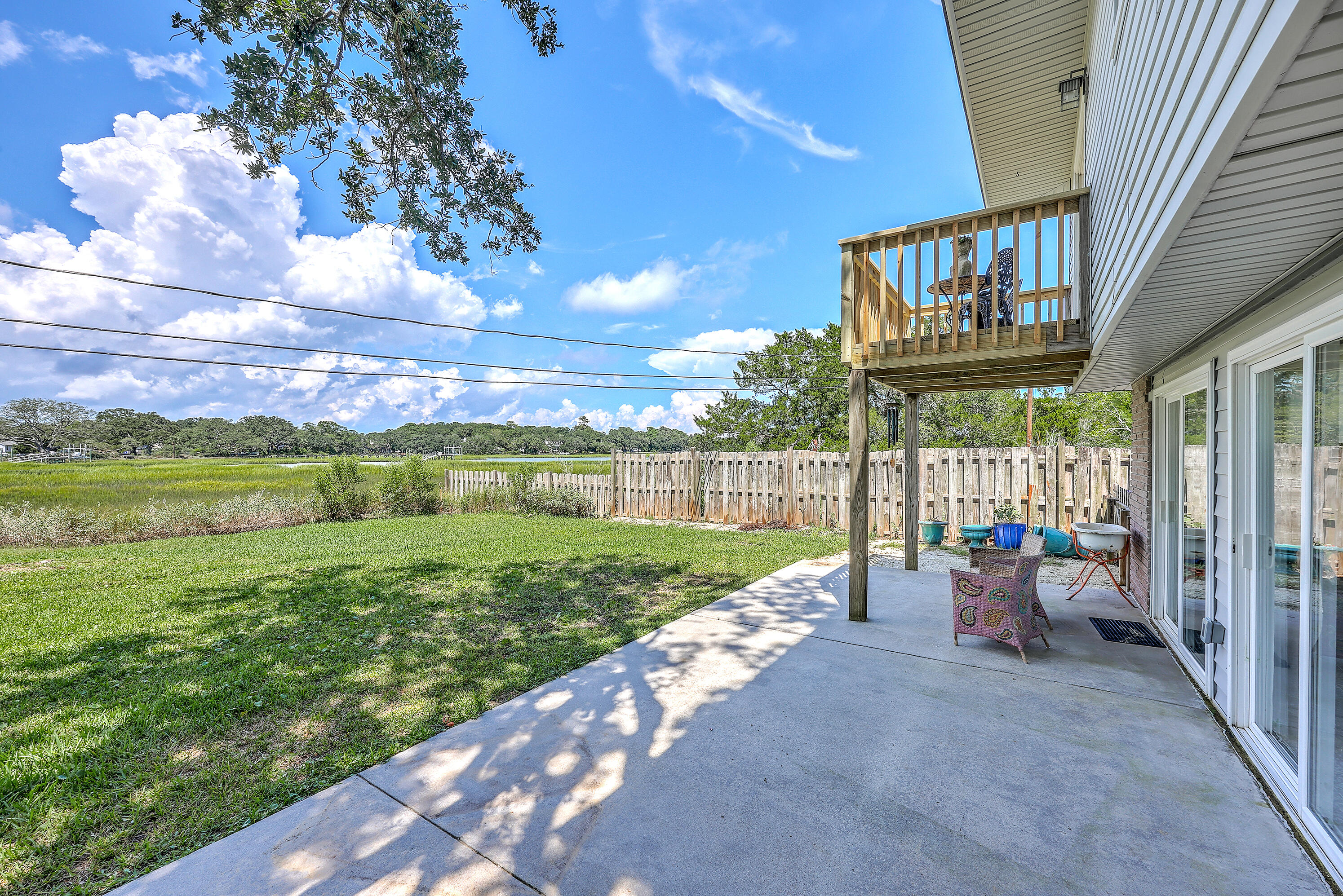 918 West Oceanview Road Charleston, SC 29412 - Photo 26 of 44 rear