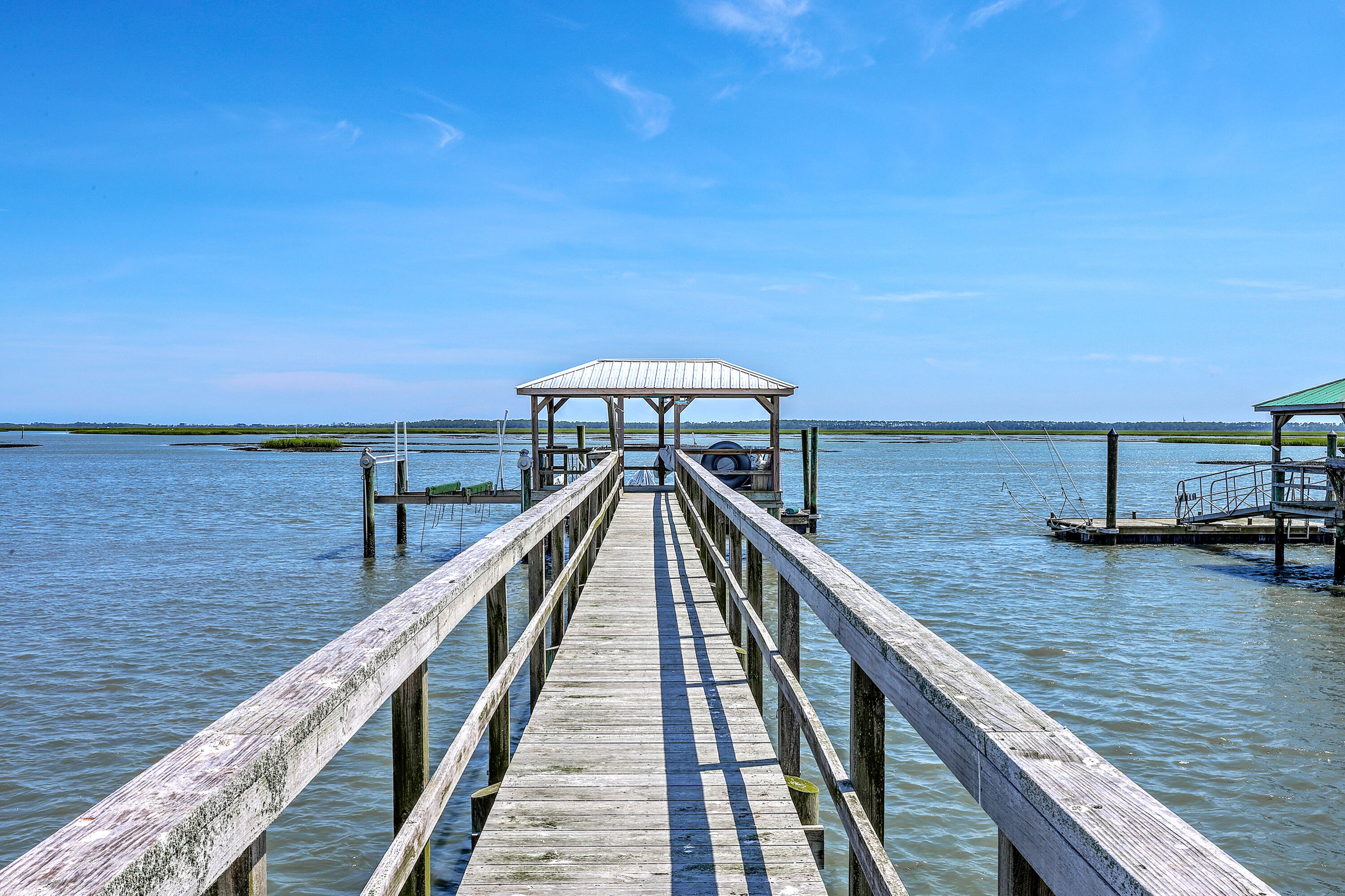 918 West Oceanview Road Charleston, SC 29412 - Photo 4 of 44 dock3