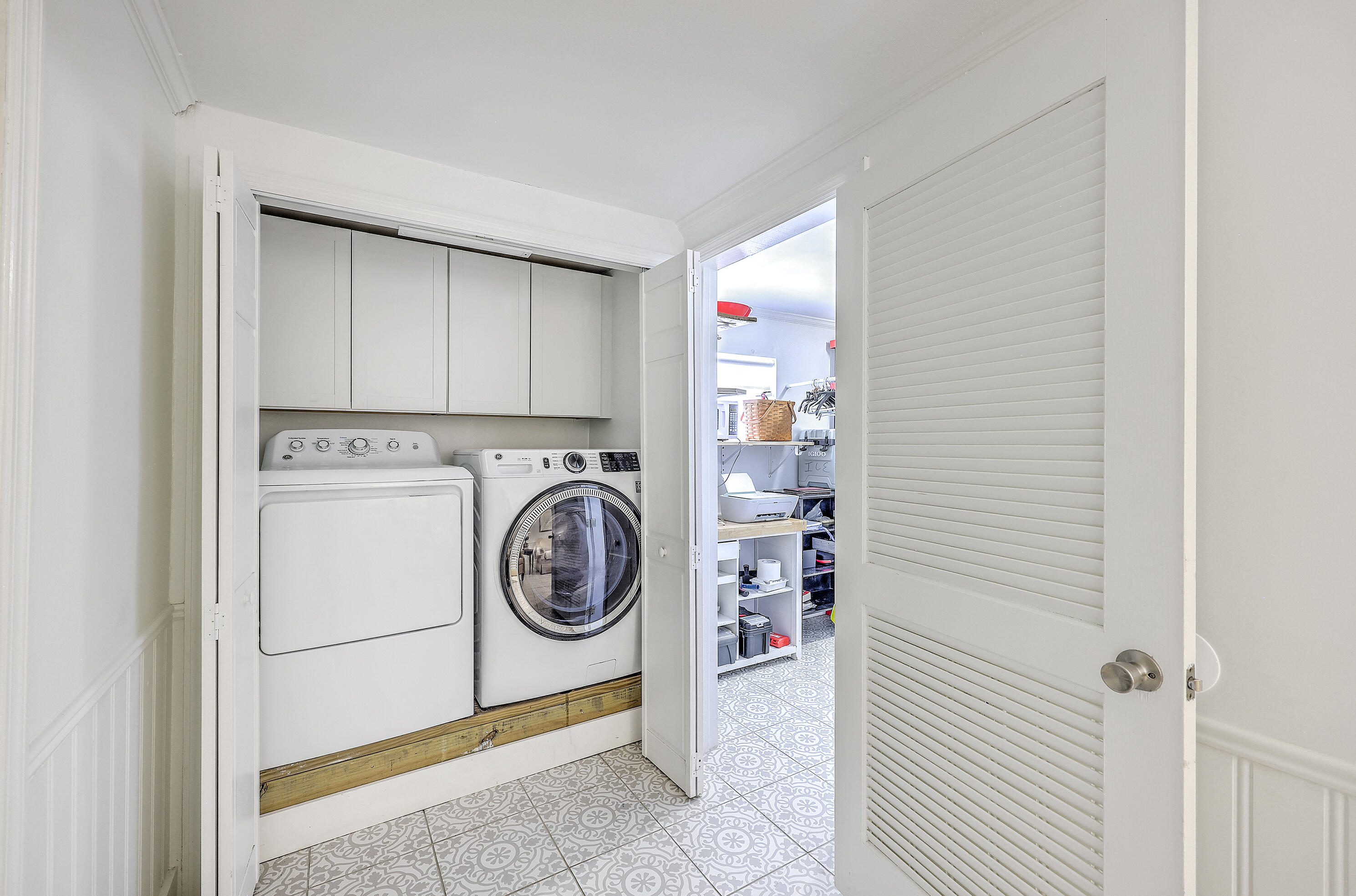918 West Oceanview Road Charleston, SC 29412 - Photo 43 of 44 laundry