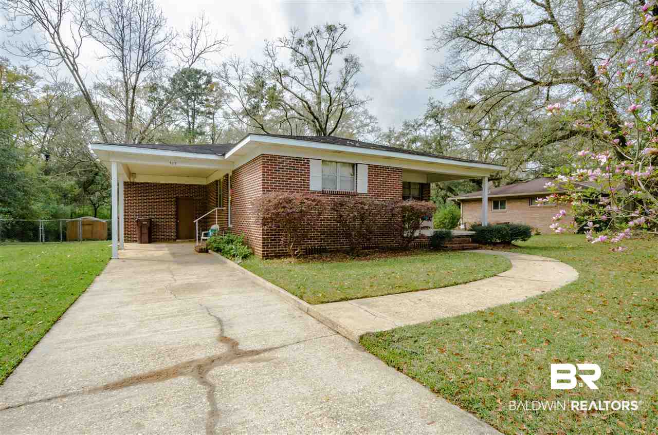 309 South Hummingbird Drive Satsuma, AL 36572 - Photo 2 of 29