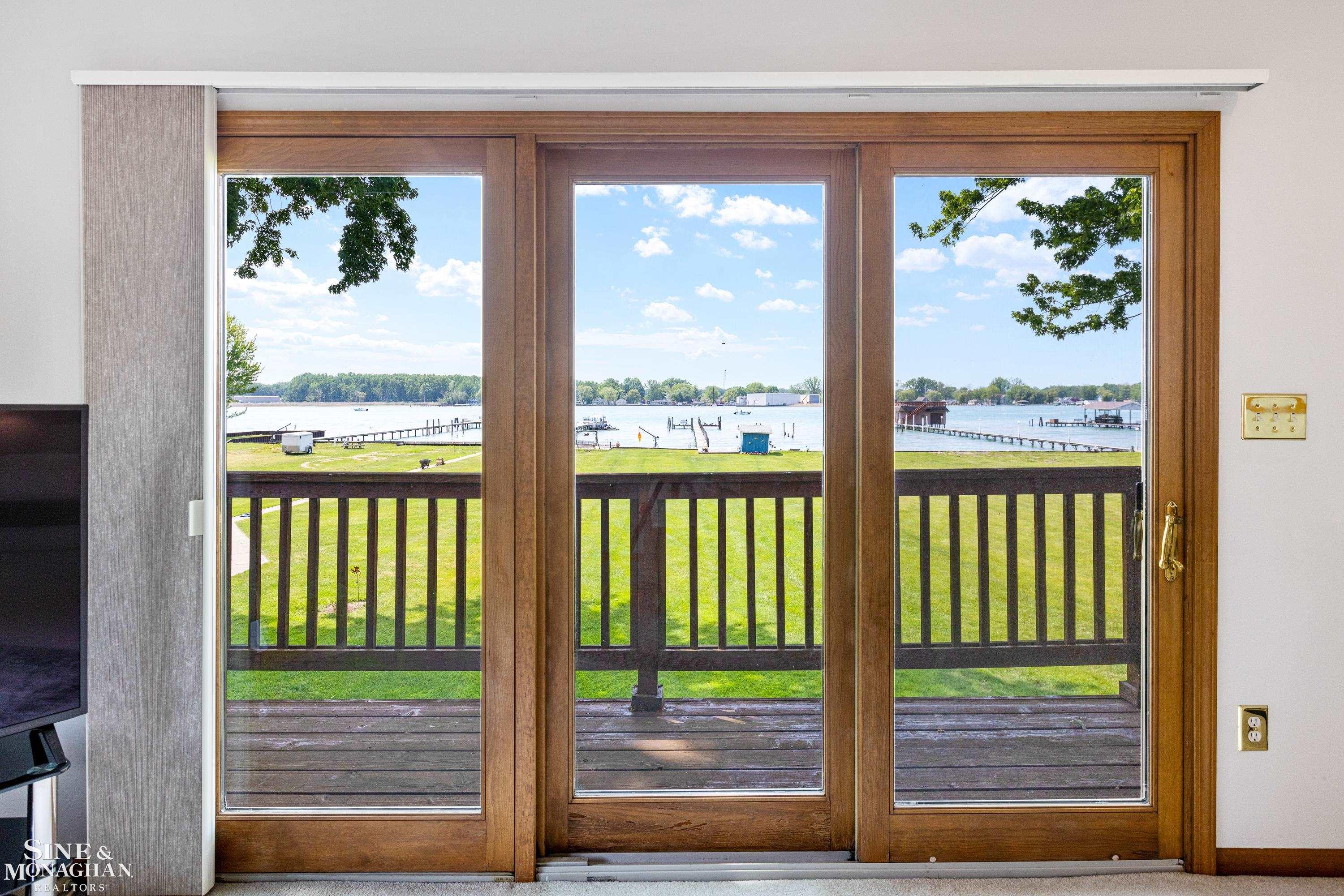 4375 Pointe Tremble Road Algonac, MI 48001 - Photo 26 of 61 50111114-25.JPG