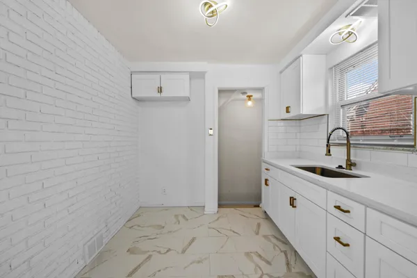 $125,000 | 16267 Edmore Drive, Detroit, MI 48205