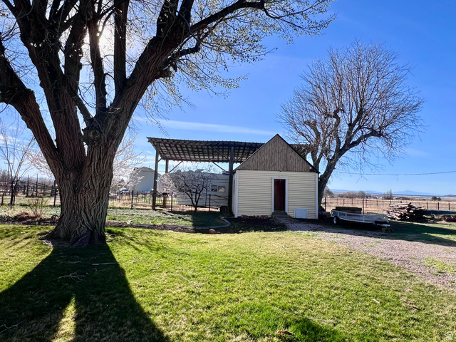 479 East 100 N Road Meadow, UT 84644 - Photo 45 of 59 View of yard featuring an outdoor structure