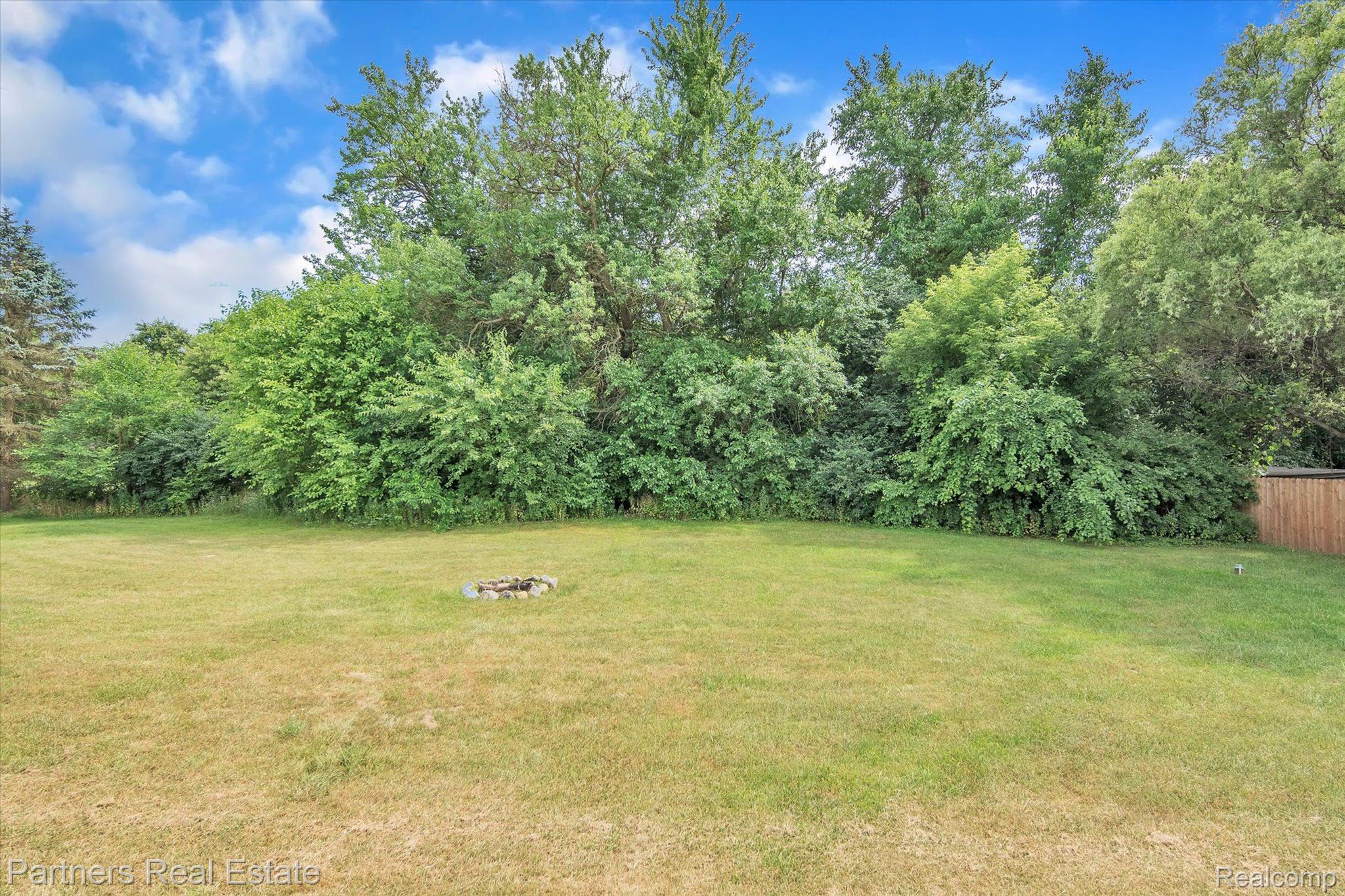 8938 McColl Road Brighton, MI 48116 - Photo 46 of 48 Gallery Image 46