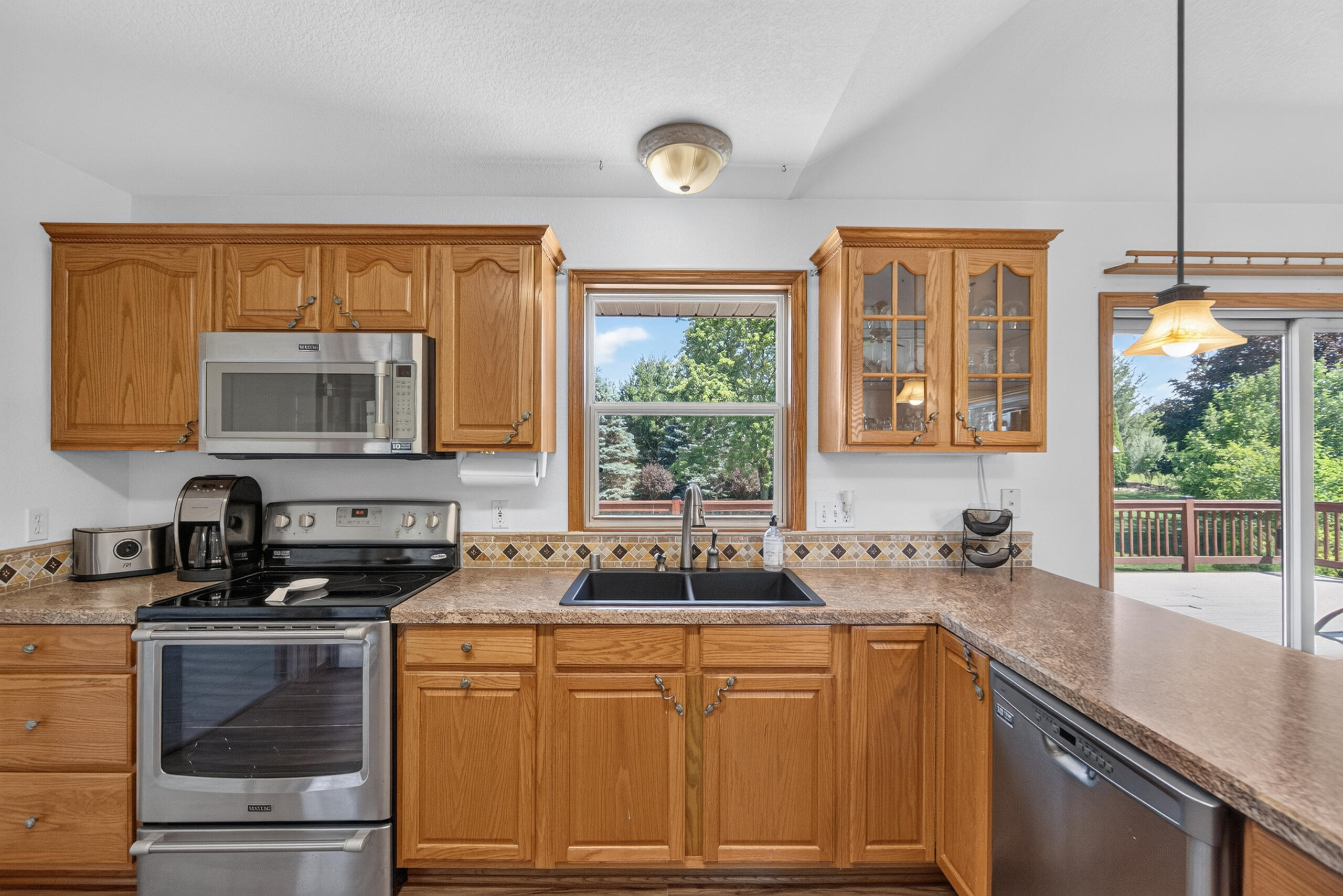 W5628 Town Line Road Sherman, WI 53075 - Photo 8 of 51 DSC08634