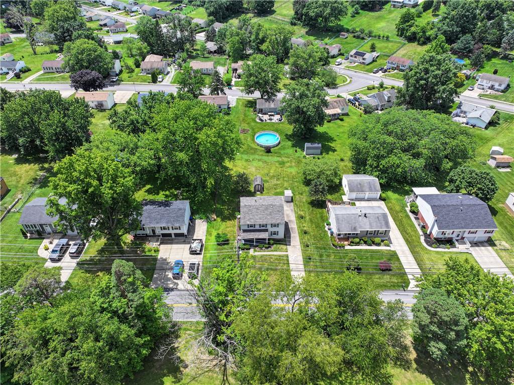 512 Aten Road Coraopolis, PA 15108 - Photo 8 of 30