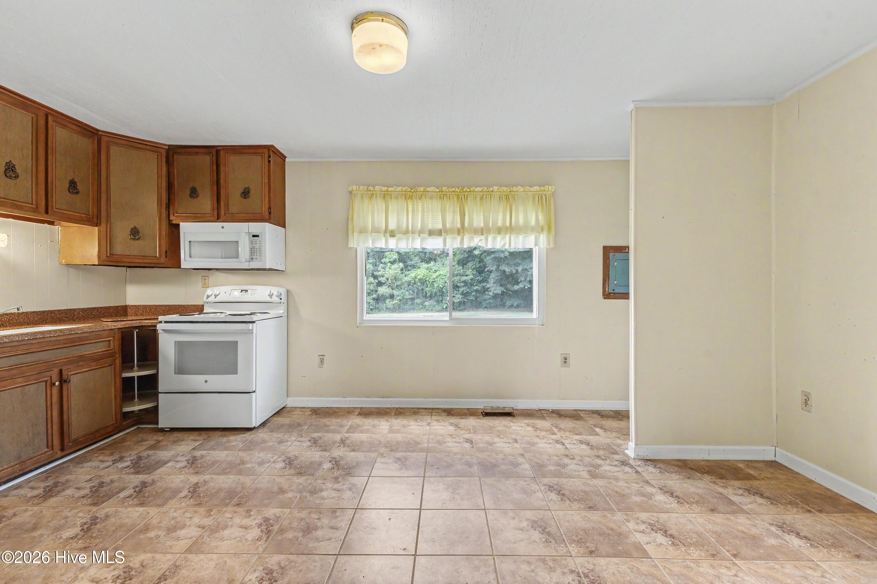 1688 West Wards Bridge Road Kenansville, NC 28349 - Photo 10 of 30