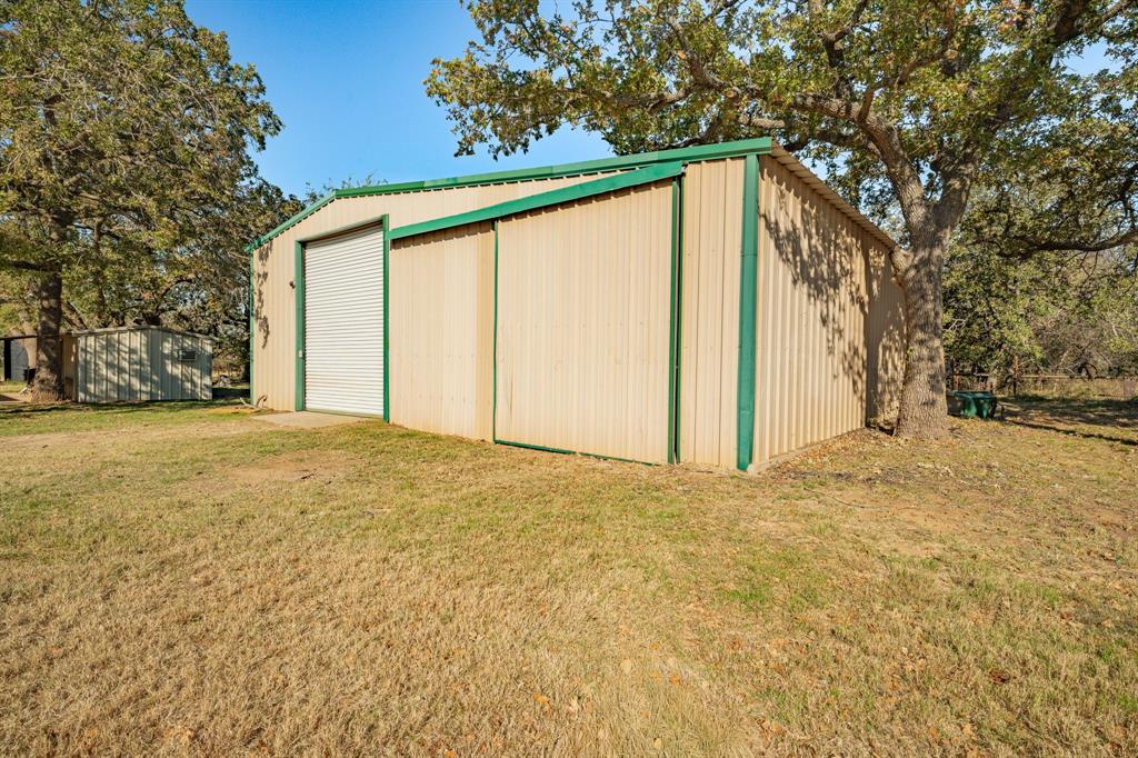 7203 Pump Station Road Jacksboro, TX 76458 - Photo 10 of 40