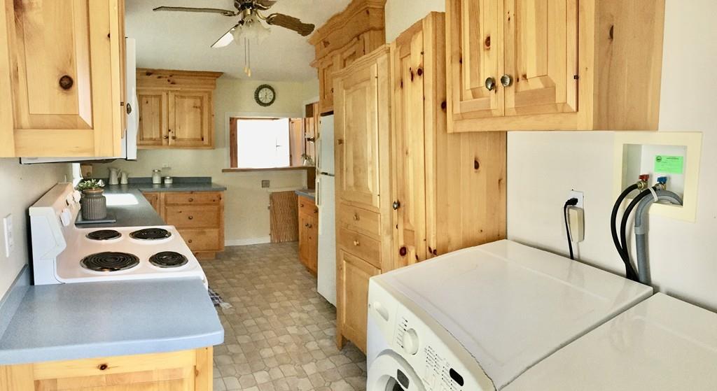 5 Barnacle Road Wareham, MA 02571 - Photo 20 of 28 a bathroom with a tub sink and mirror
